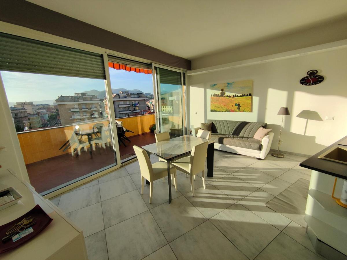 Elenaesimone Apartment Лаваня Екстериор снимка
