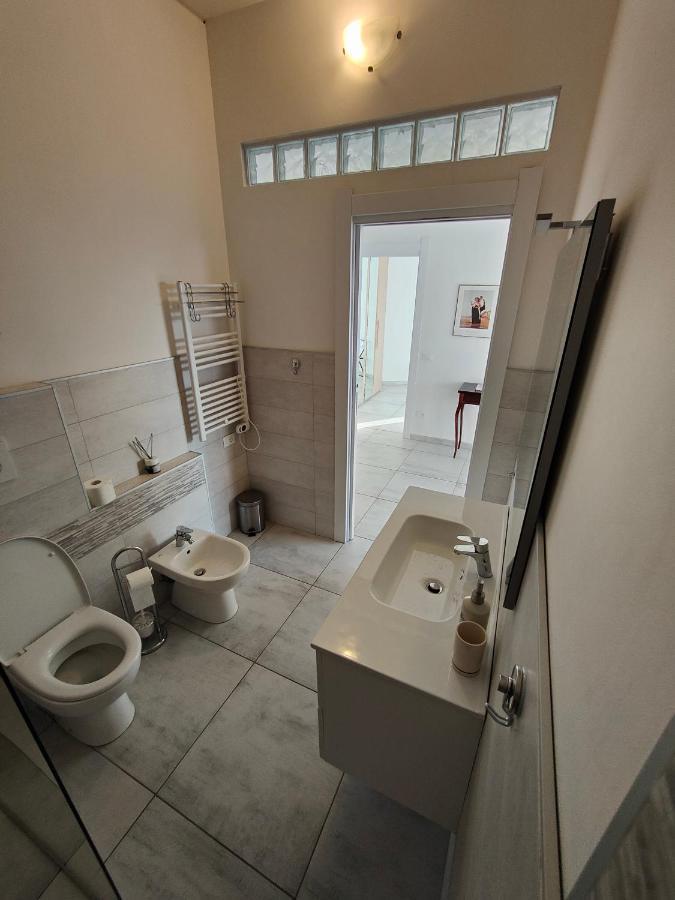 Elenaesimone Apartment Лаваня Екстериор снимка